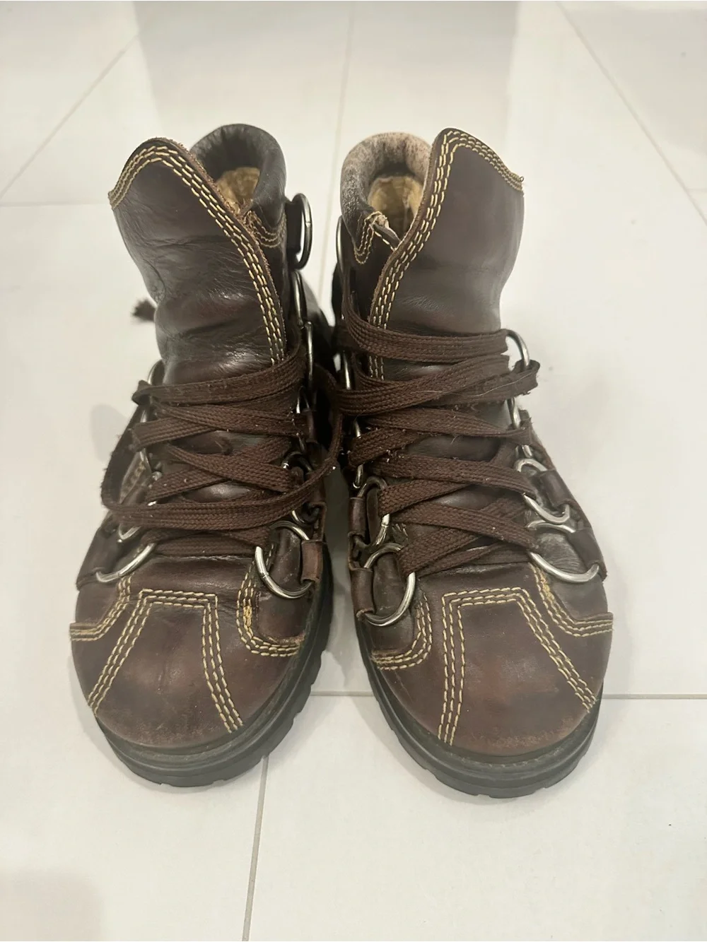 Vintage Y2K 90’s Brown Leather Hiking Boots with Contrast Stitching